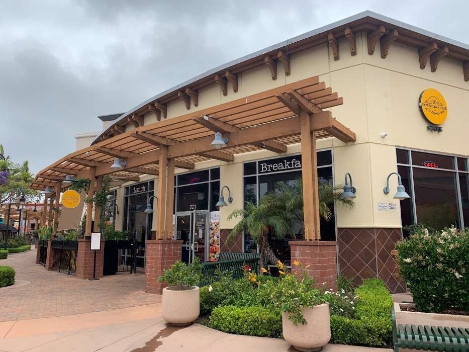 Downtown Cafe in Oxnard. Photo by Nancy D. Lackey Shaffer